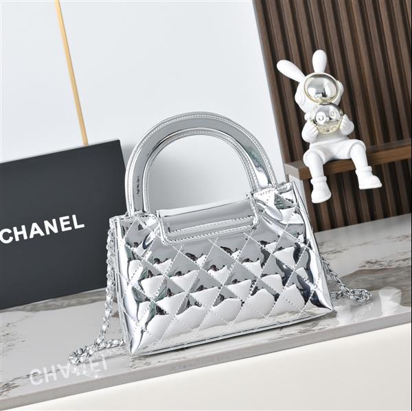 2026127215359577 620